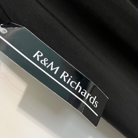 BEAUTIFUL FORMAL BLACK DRESS SIZE 16 - Picture 6 of 9